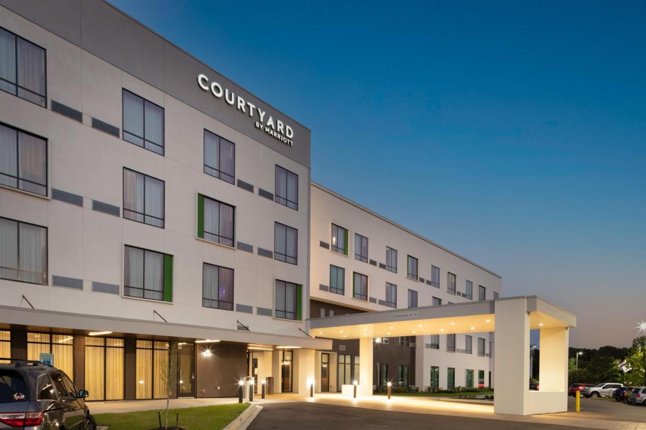 Courtyard By Marriott Memphis East Galleria Hotel Exterior photo